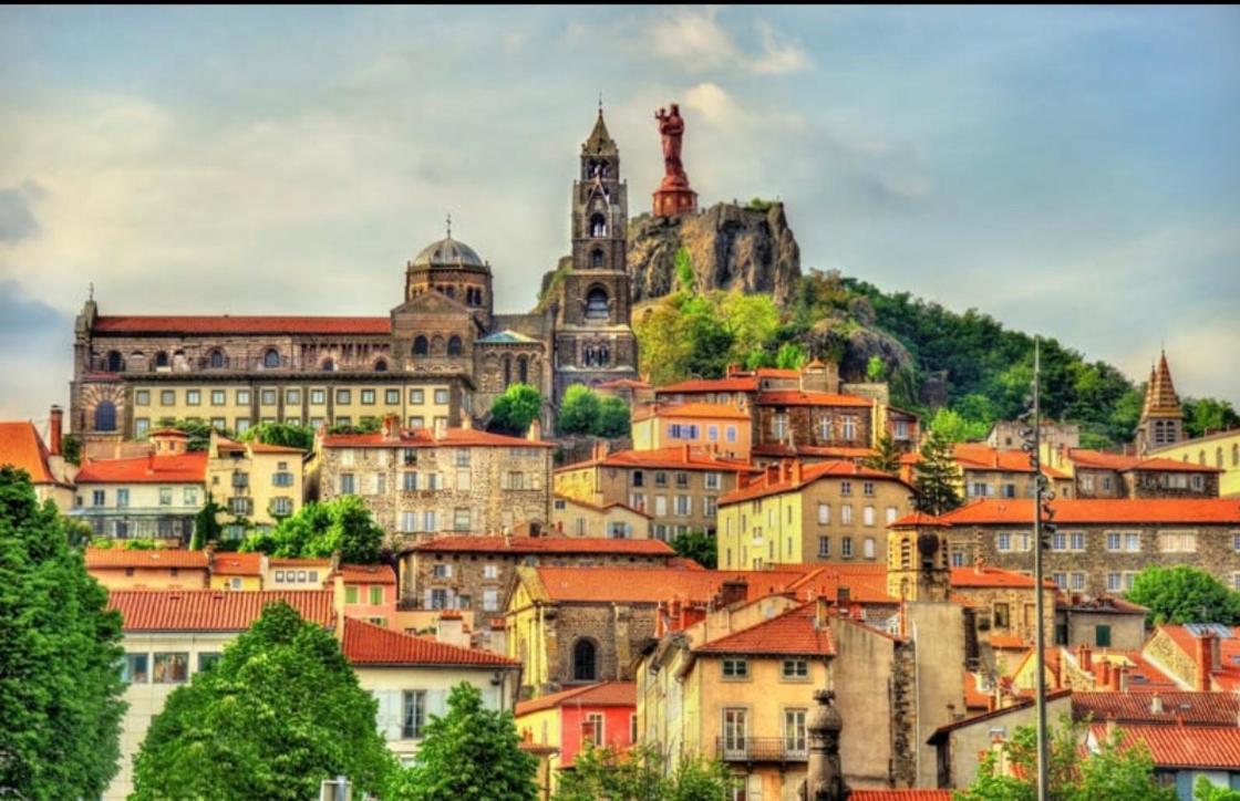 Loft Industriel En Centre Ville Le Puy-en-Velay Dış mekan fotoğraf